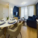 Lejlighed Stylowy W Centrum Gdyni 900 M Od Plazy By Renters