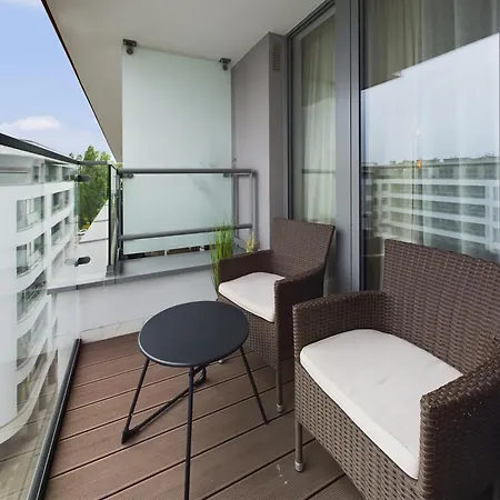 Stylowy W Centrum Gdyni 900 M Od Plazy By Renters Gdynia