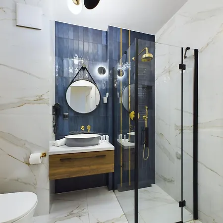 Stylowy W Centrum Gdyni 900 M Od Plazy By Renters غدينيا