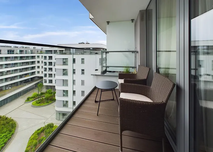 Stylowy W Centrum Gdyni 900 M Od Plazy By Renters Gdynia